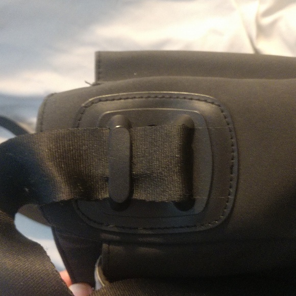 Ecko Red Crossbody bag - Picture 7 of 11